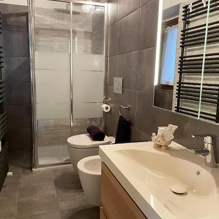 Apartment Ca Al Borgo Faggeto Lario